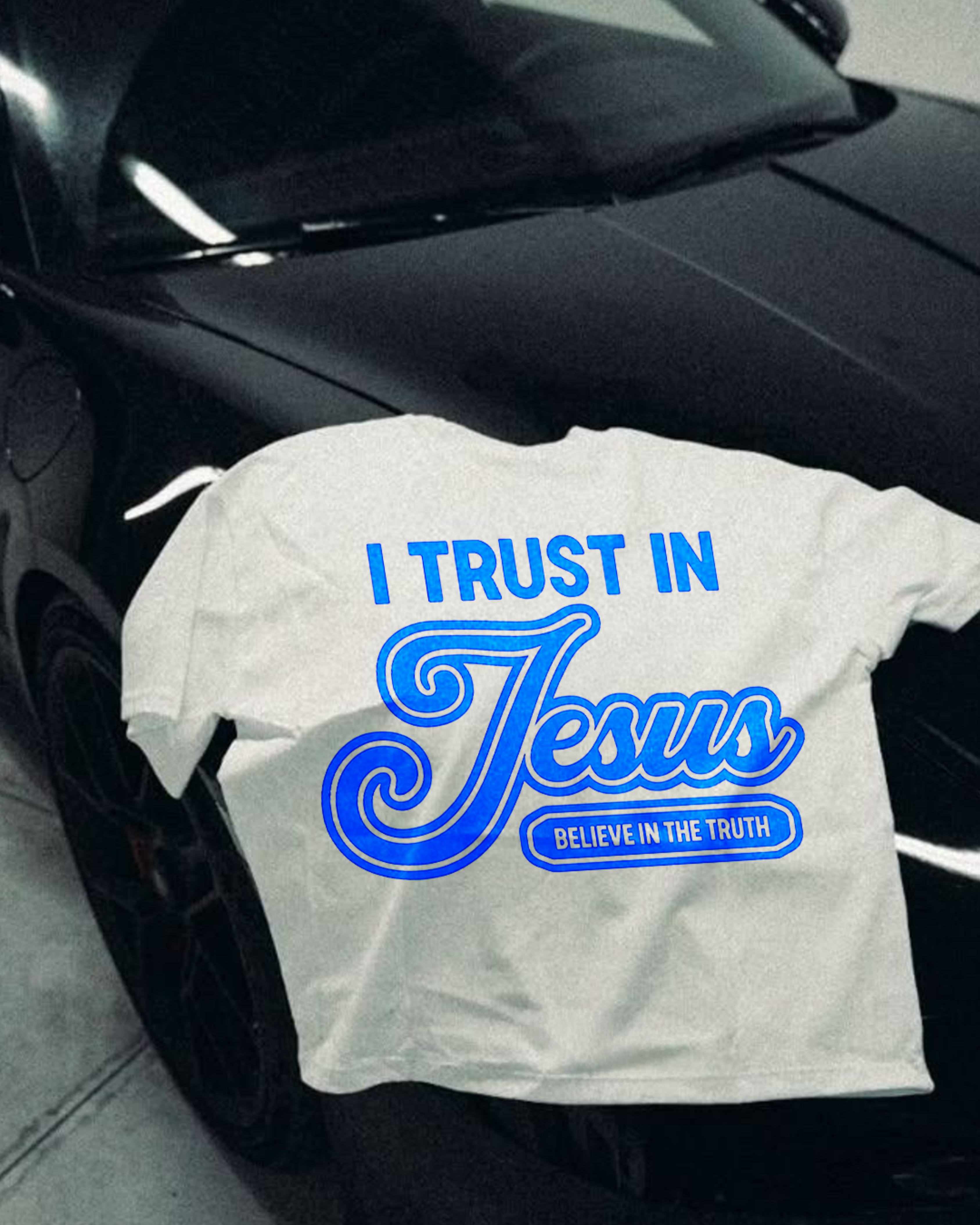 I trust in Jesus Oversized Shirt